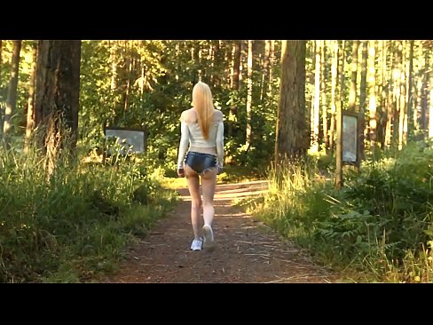❤️ Vakker kvinne beveger seg sakte, ikke nakenvideo ️❌ Hjemmelaget porno på porno no.pornplaybb.ru ️❤